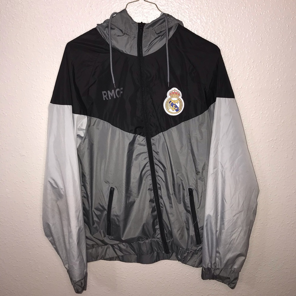 REAL MADRID WINDBREAKER